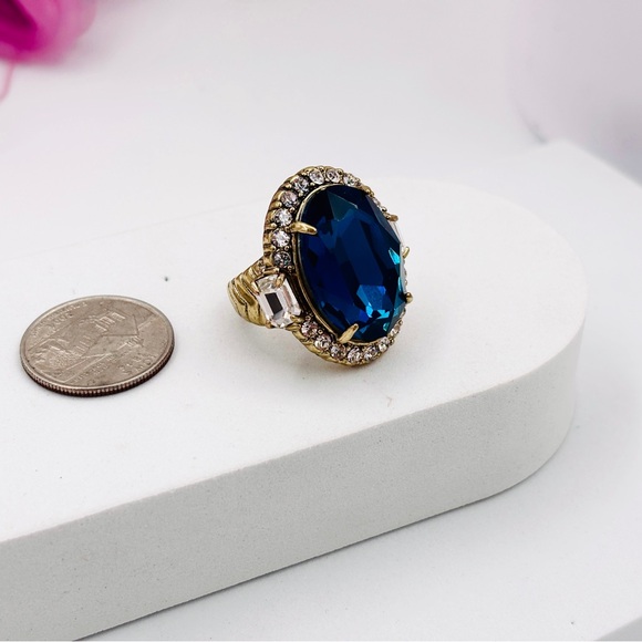 Heidi Daus Crystal Ring - Size 7 firm price - Picture 8 of 8